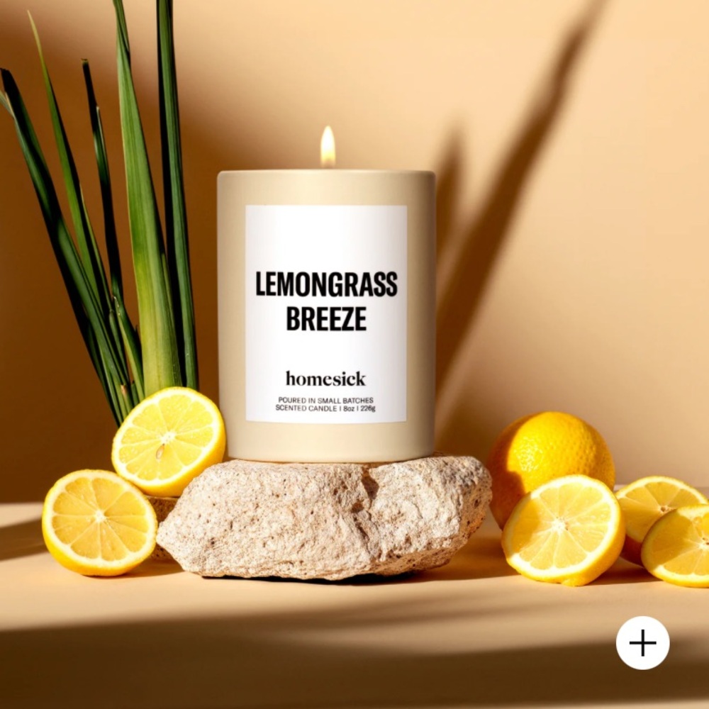 Homesick Lemongrass Breeze Candle - Picture 2 of 2